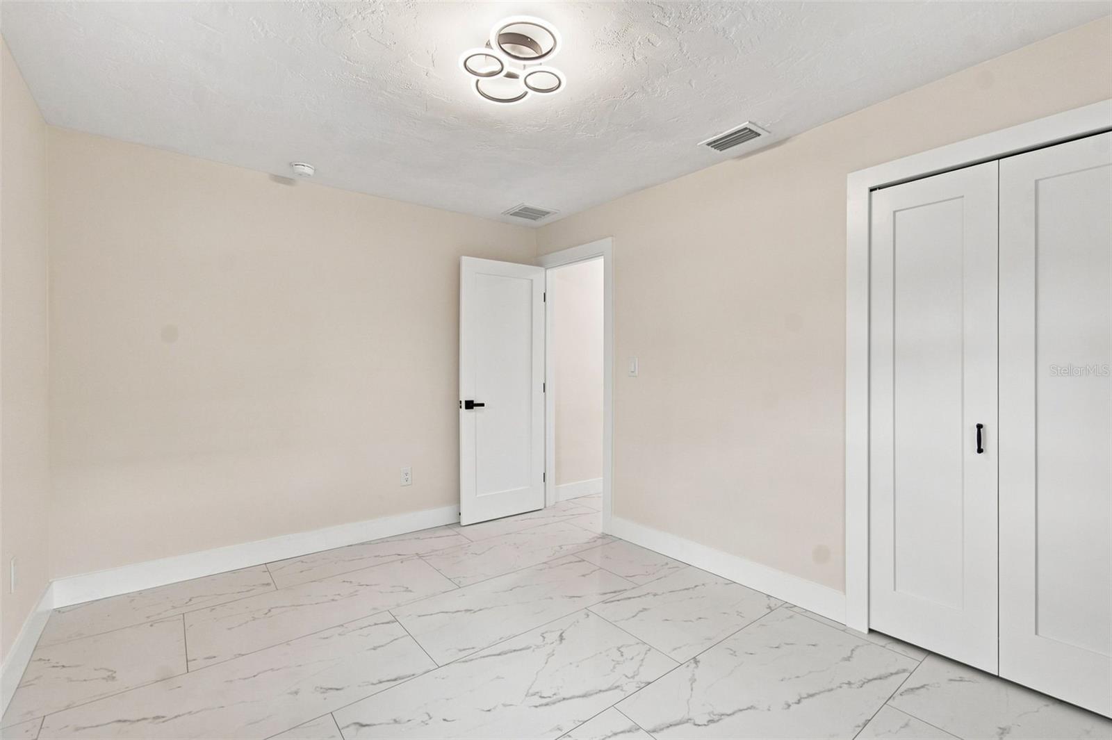 3915 Headsail Dr Property Photo 27