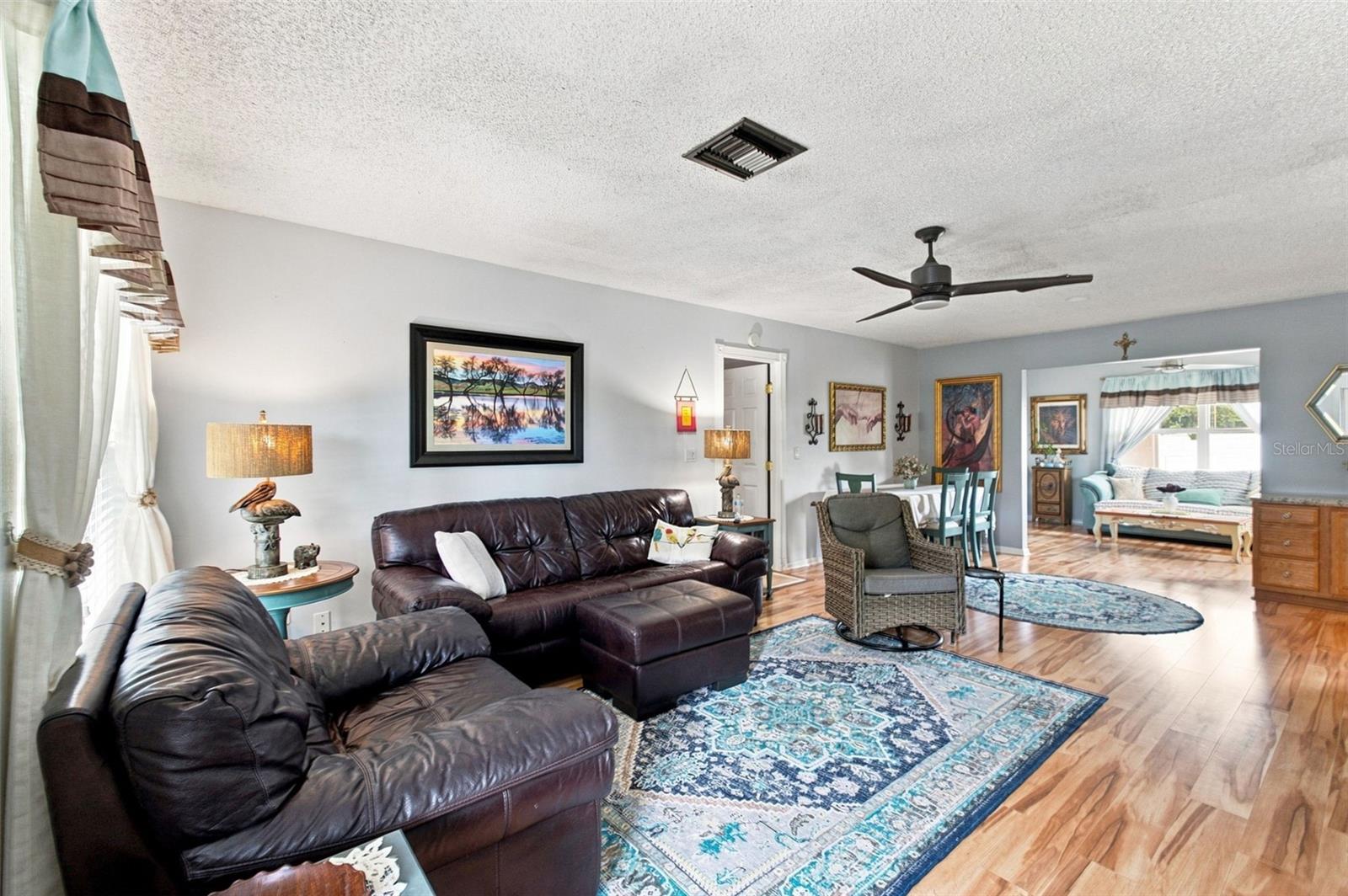 4054 Pavia Ln Property Photo 4
