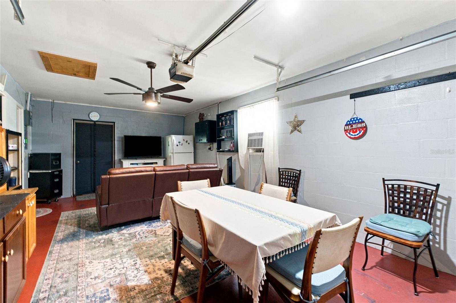 4054 Pavia Ln Property Photo 13