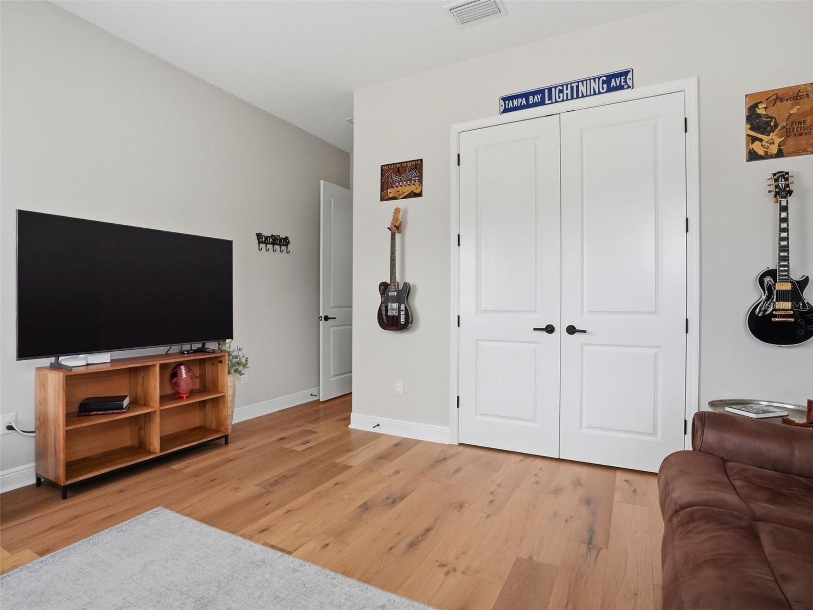 1927 Jullee Ln Property Photo 23