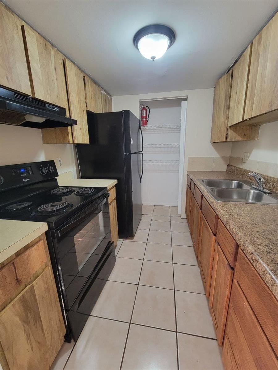 8429 Camden St #b Property Photo 5