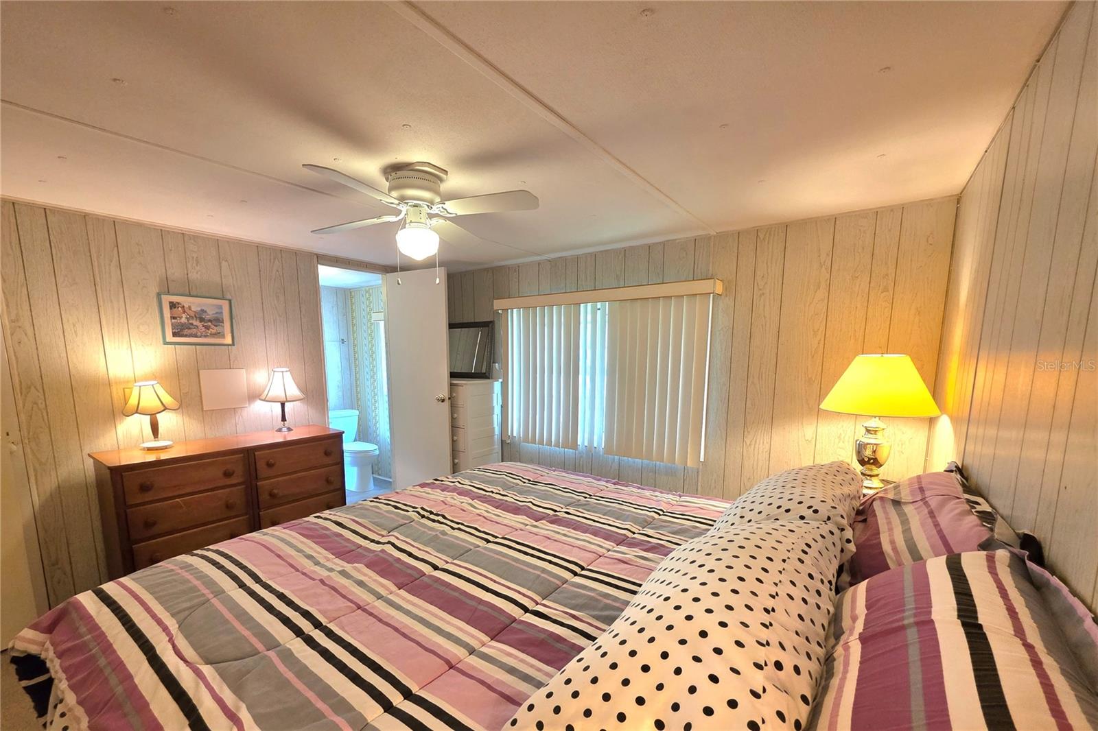 37048 Lois Ave Property Photo 21