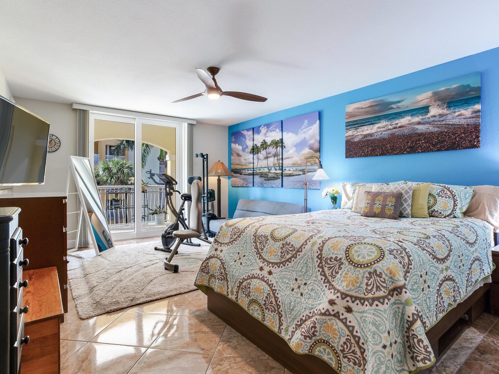 5353 Gulf Blvd #b202 Property Photo 12