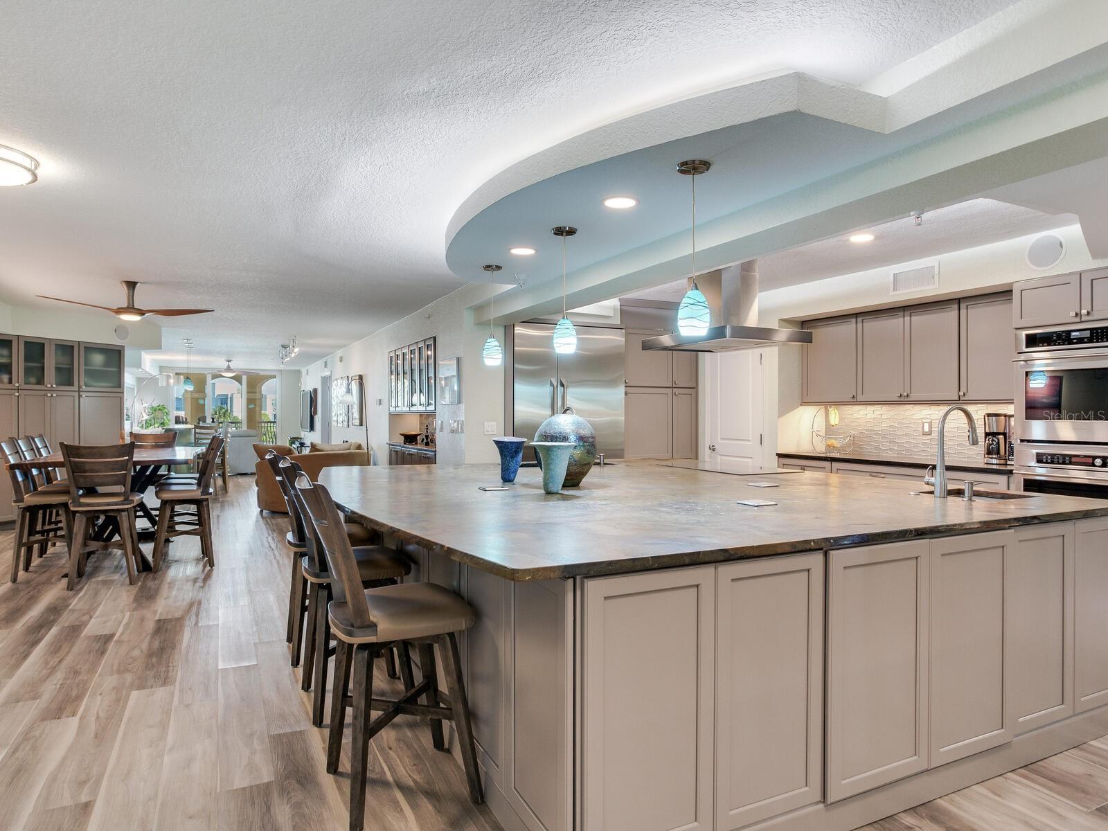 5353 Gulf Blvd #b202 Property Photo 16