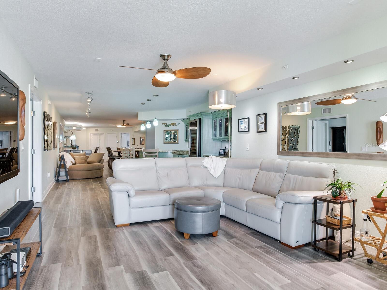 5353 Gulf Blvd #b202 Property Photo 33