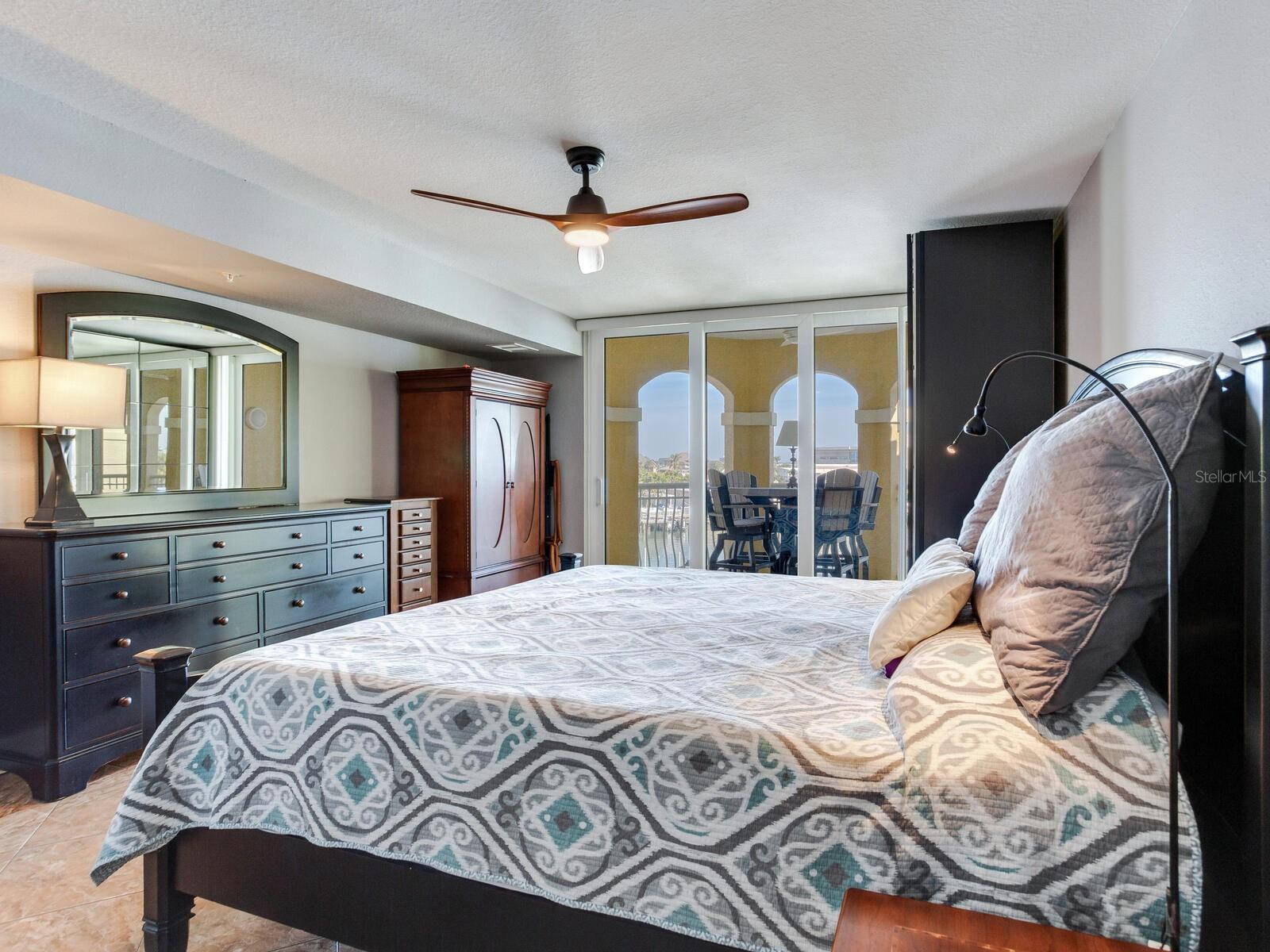 5353 Gulf Blvd #b202 Property Photo 39