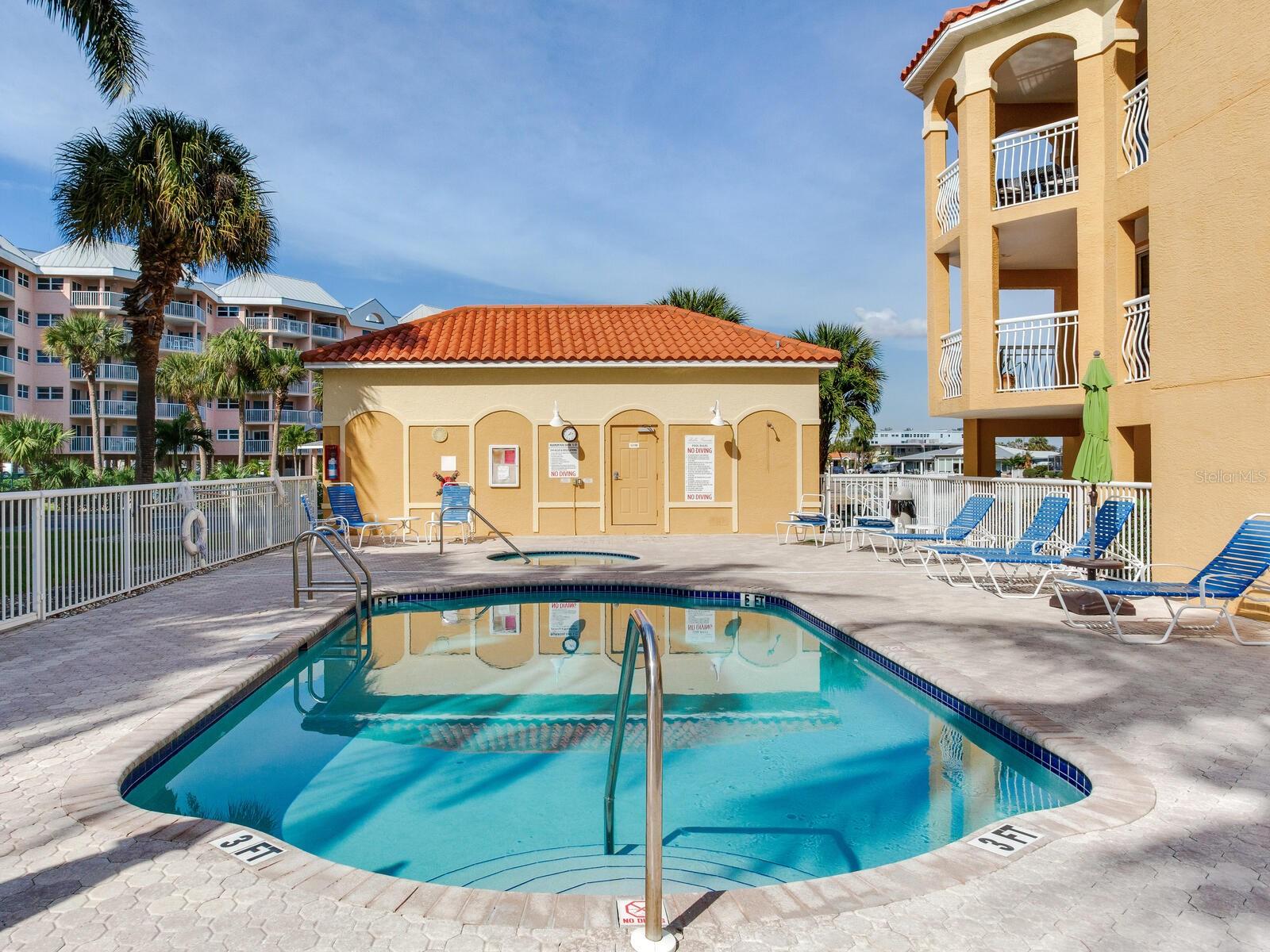 5353 Gulf Blvd #b202 Property Photo 57