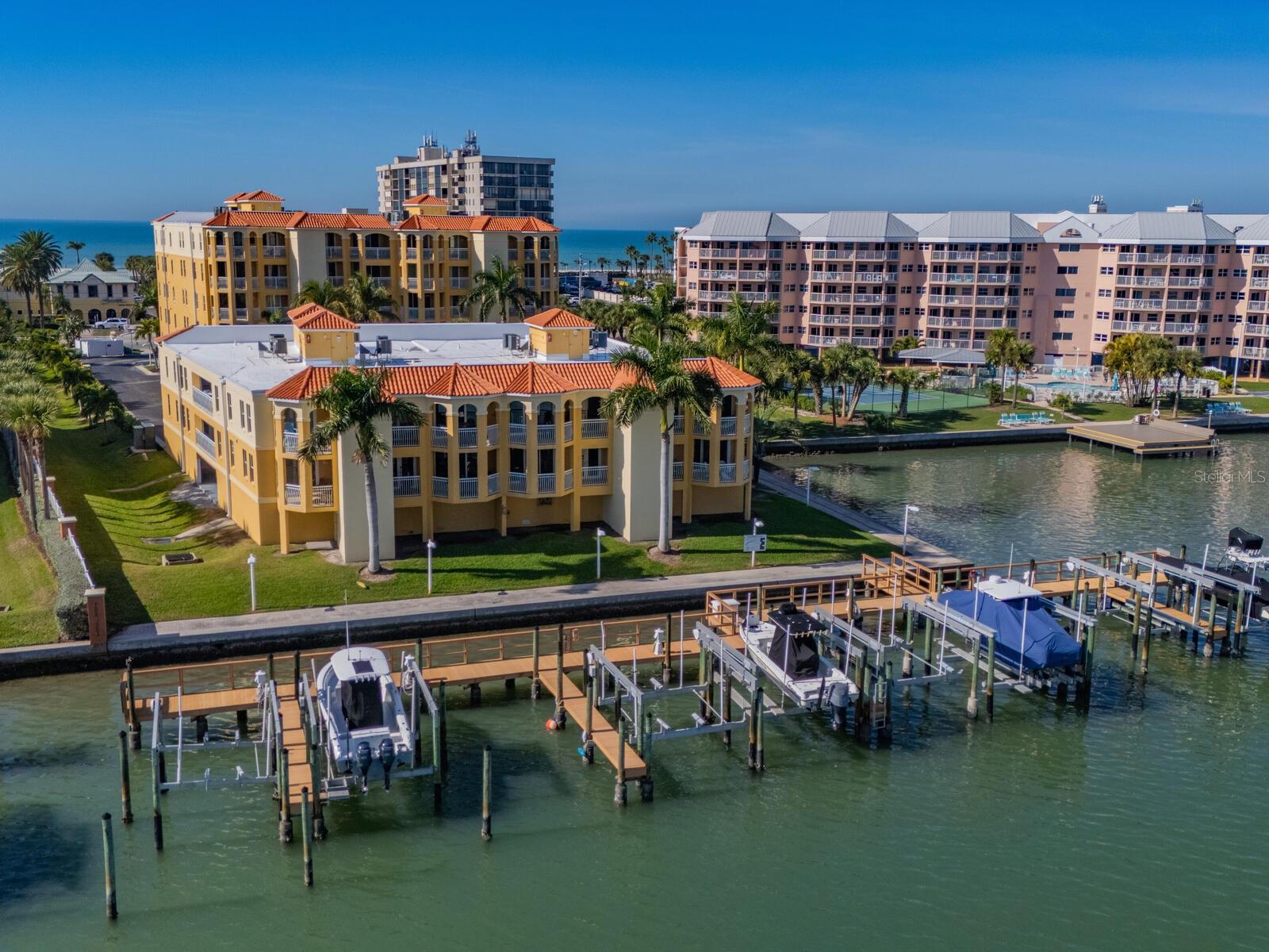 5353 Gulf Blvd #b202 Property Photo 72
