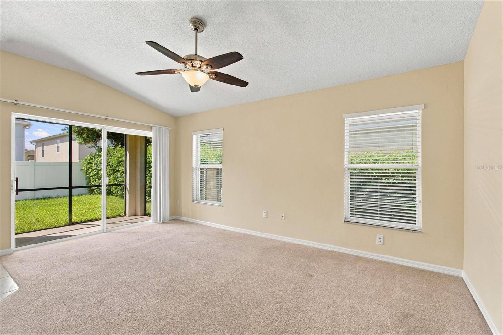 10603 Liberty Bell Dr Property Photo 8