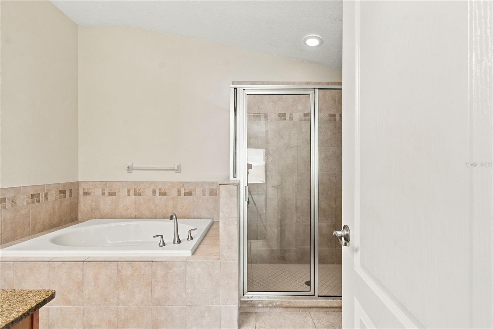 10603 Liberty Bell Dr Property Photo 22