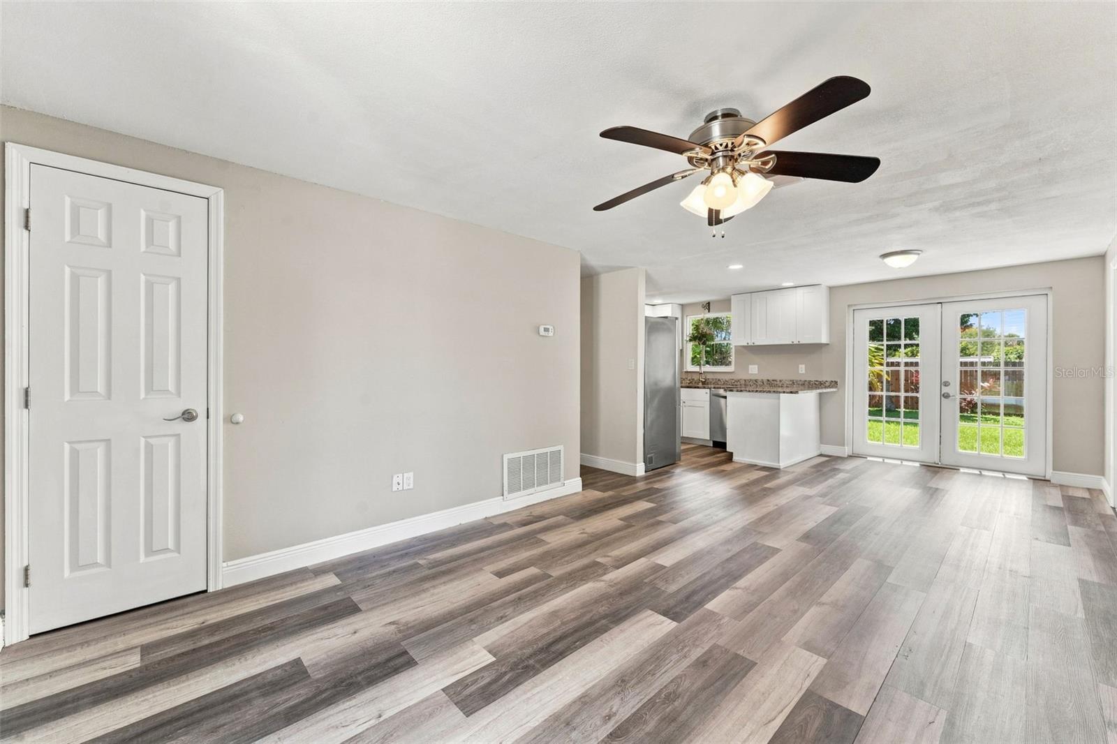 2801 Candlewood St Property Photo 9