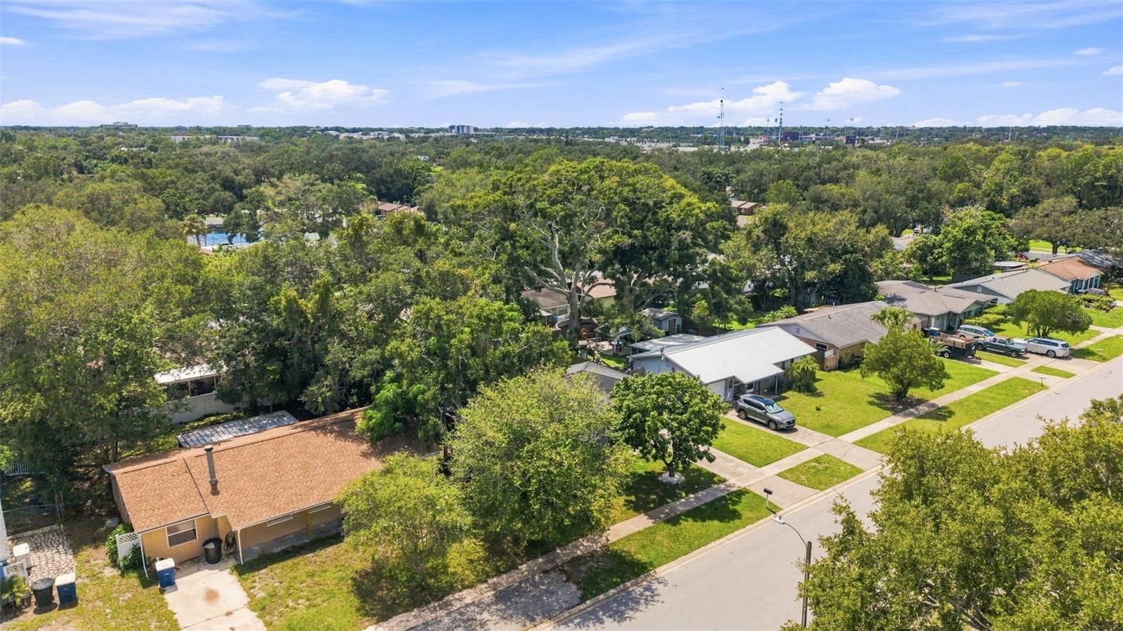 2801 Candlewood St Property Photo 36