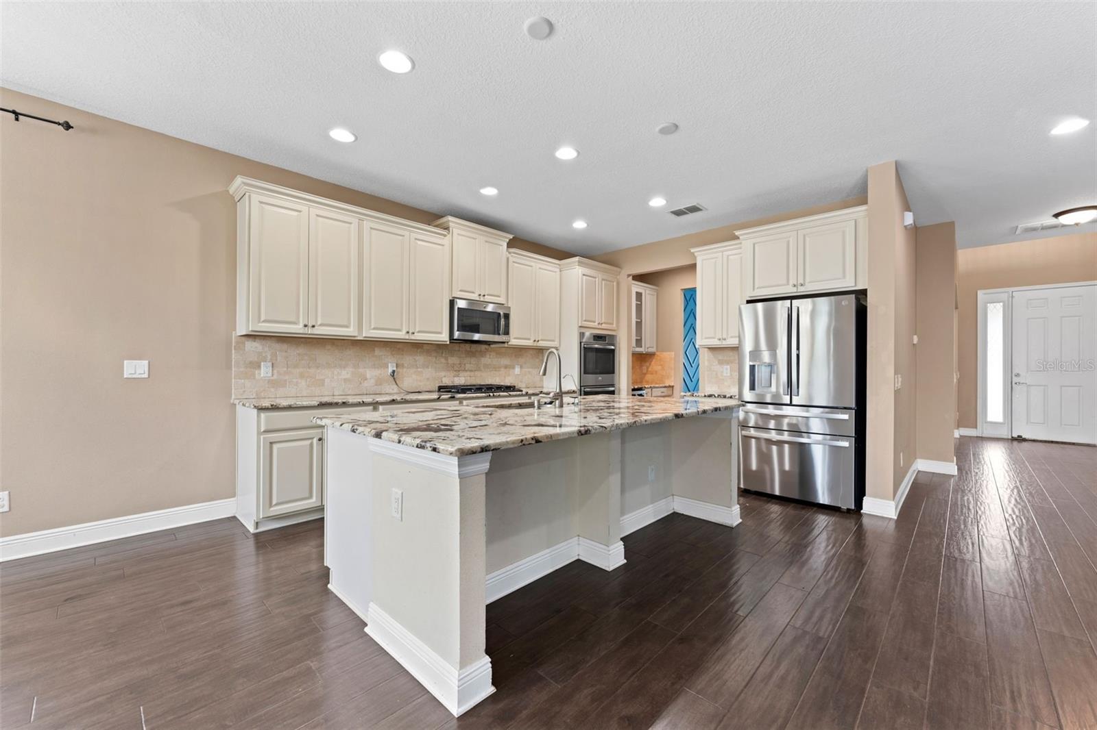 19184 Long Lake Ranch Blvd Property Photo 6