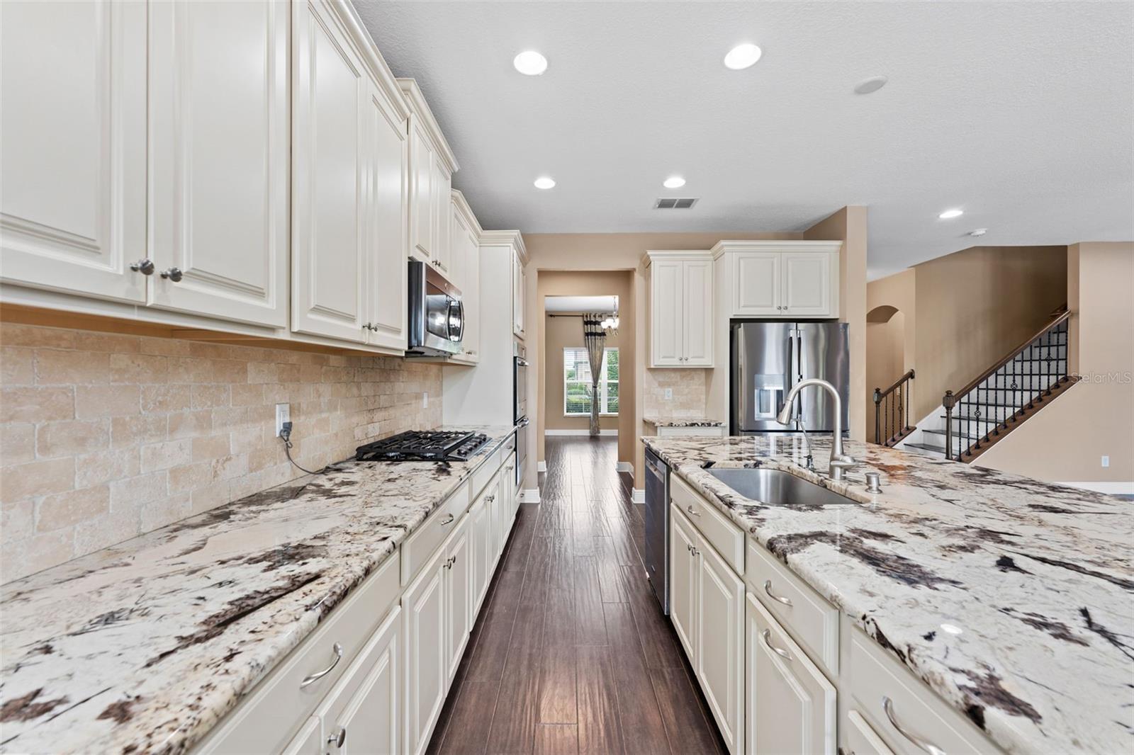 19184 Long Lake Ranch Blvd Property Photo 8