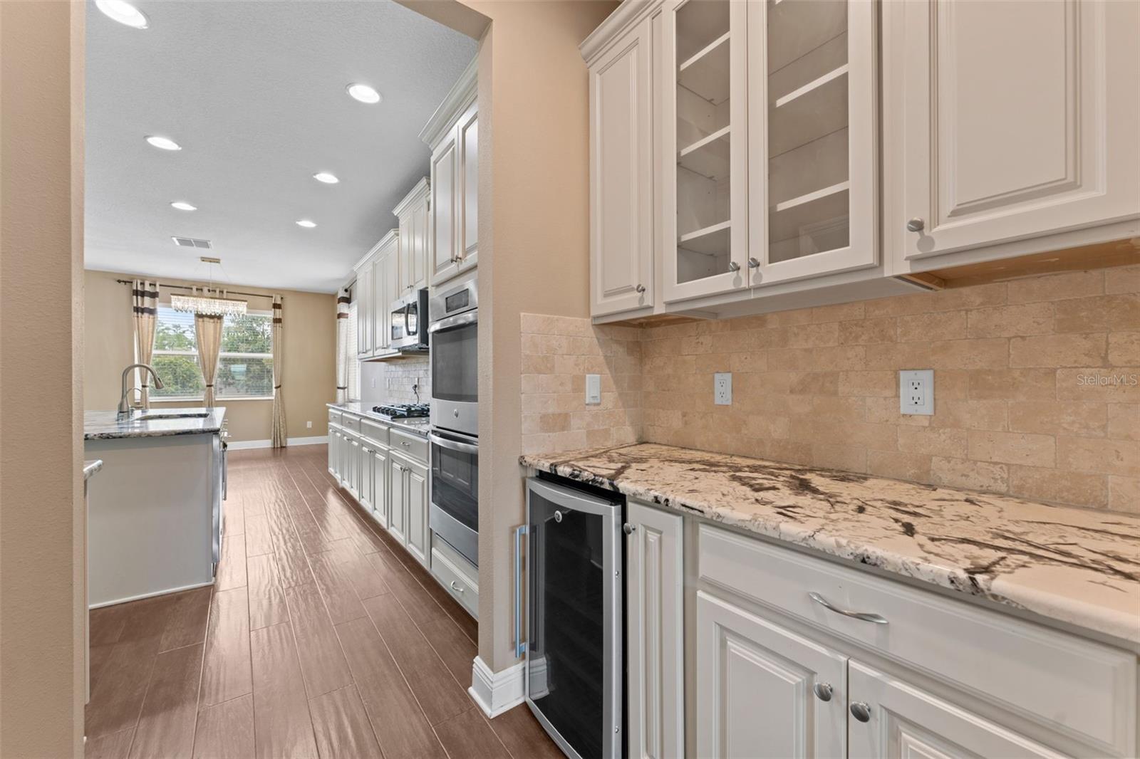19184 Long Lake Ranch Blvd Property Photo 9
