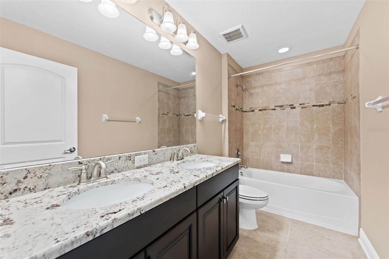 19184 Long Lake Ranch Blvd Property Photo 23
