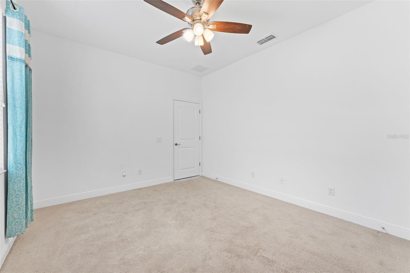 19184 Long Lake Ranch Blvd Property Photo 29