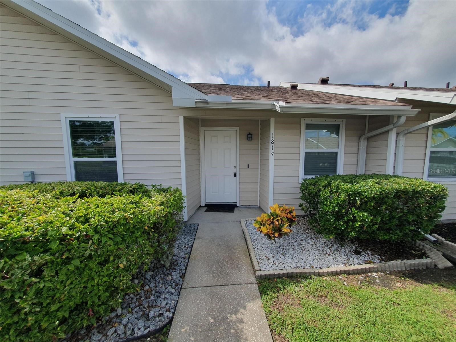 1817 ORANGE BOULEVARD WAY Property Photo 1