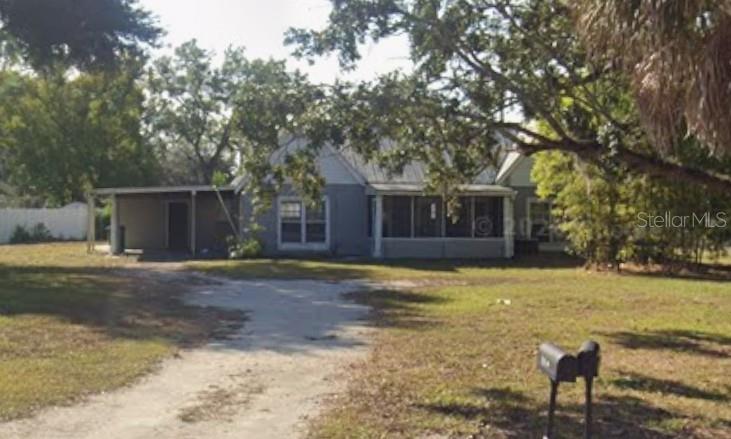816 W COUNTRY CLUB DR Property Photo 1