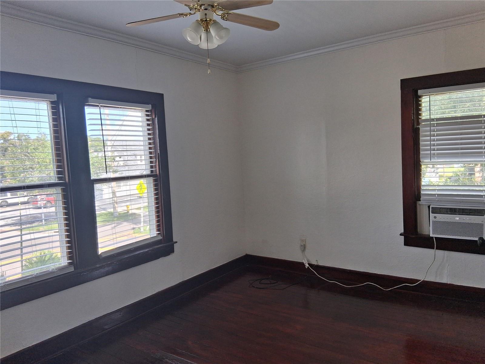 472 Clearwater Largo Rd N Property Photo 9