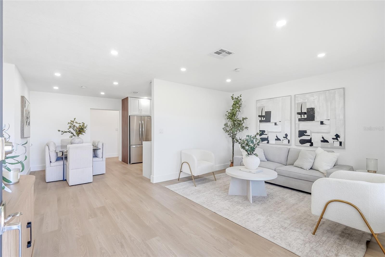 11746 78th Ter Property Photo 2