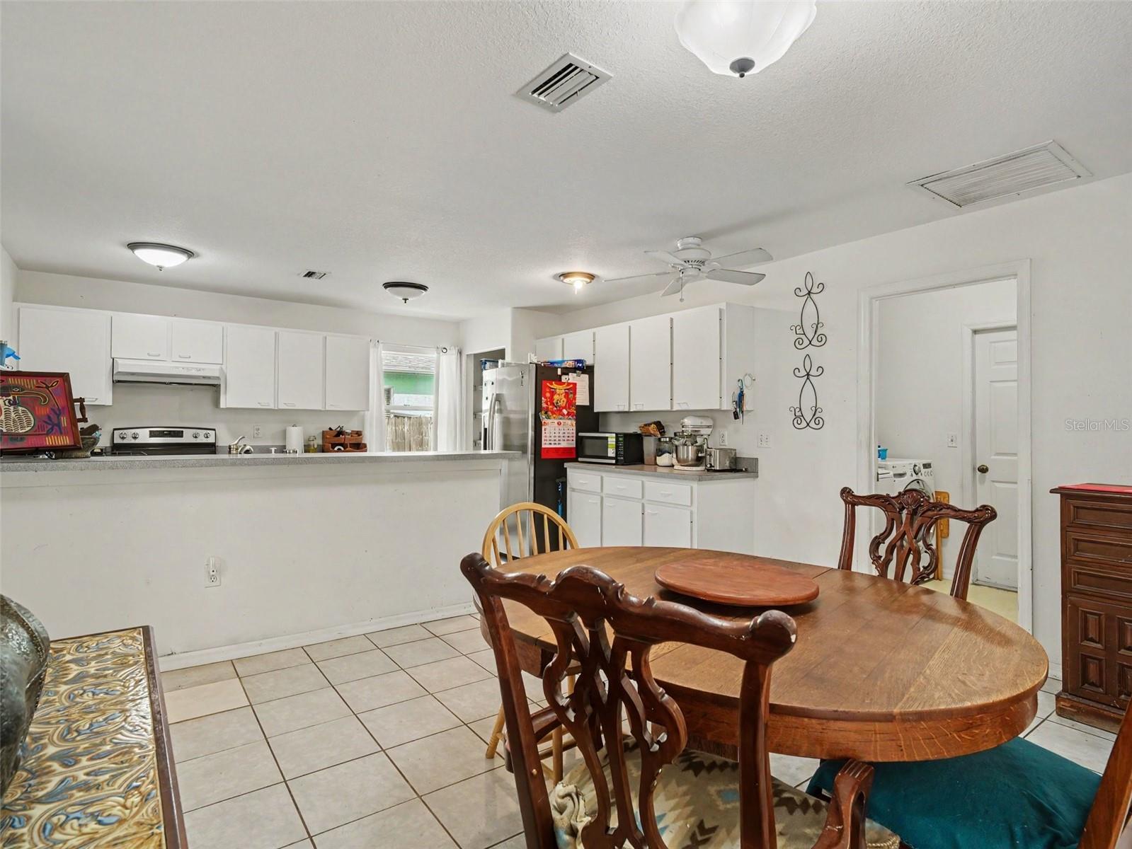 1848 Mova St Property Photo 6