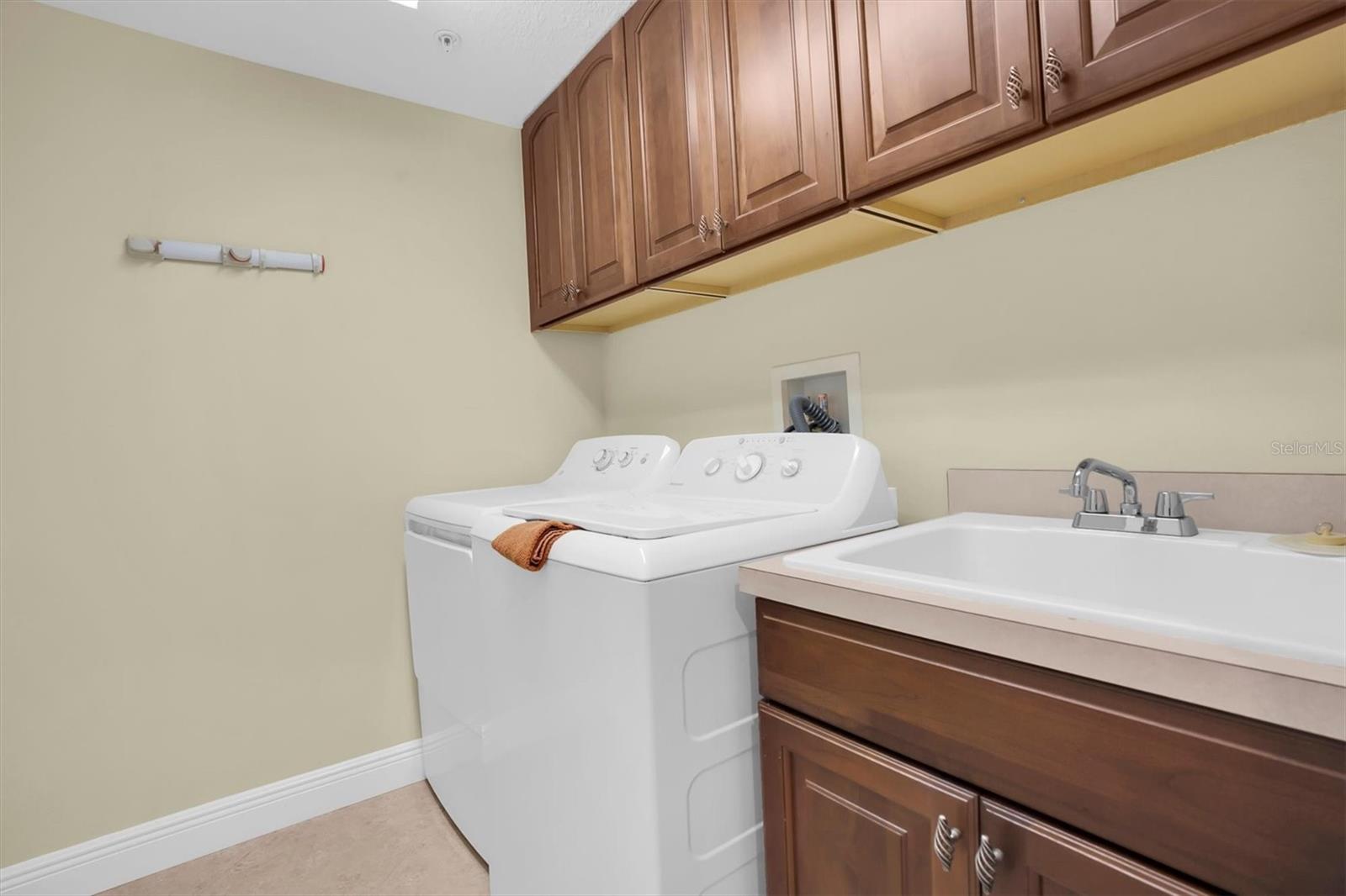 7040 Key Haven Rd #605 Property Photo 22
