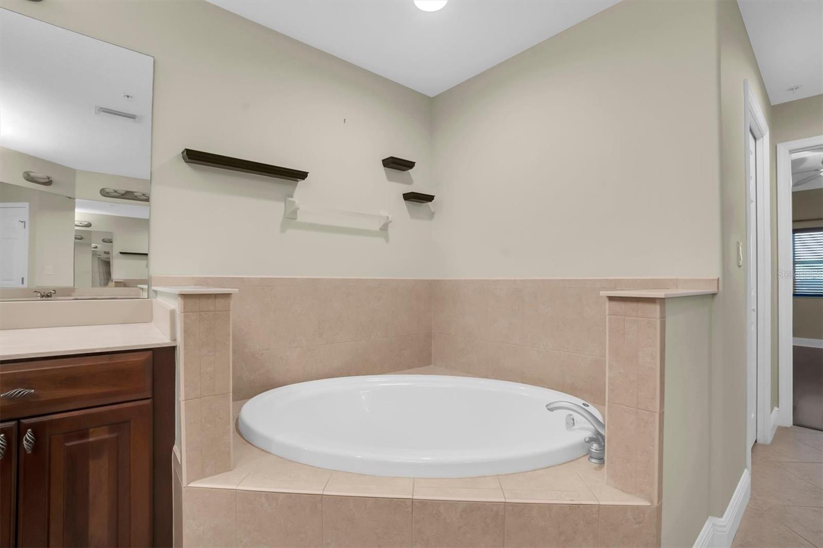 7040 Key Haven Rd #605 Property Photo 30