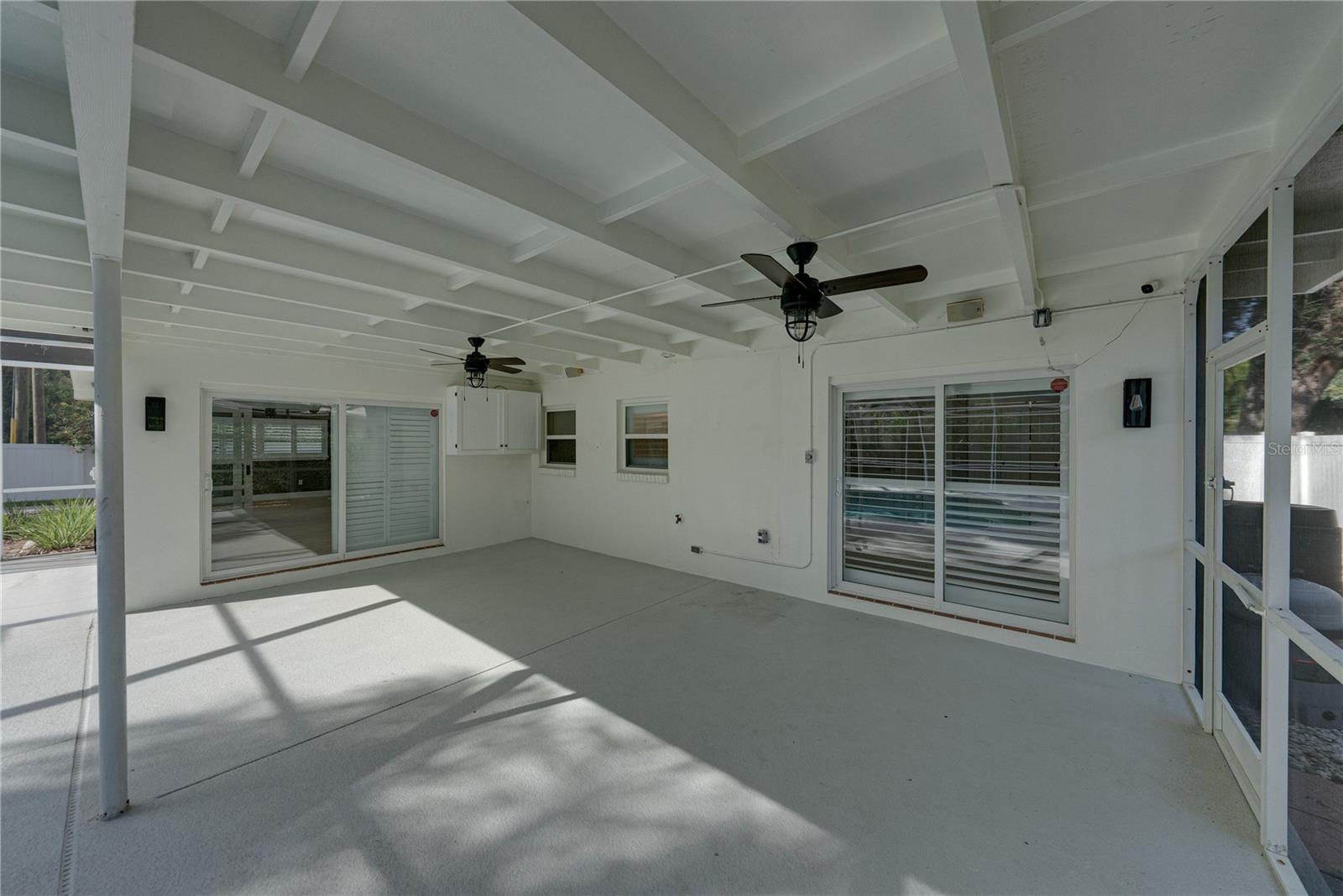 214 S Treasure Dr Property Photo 50