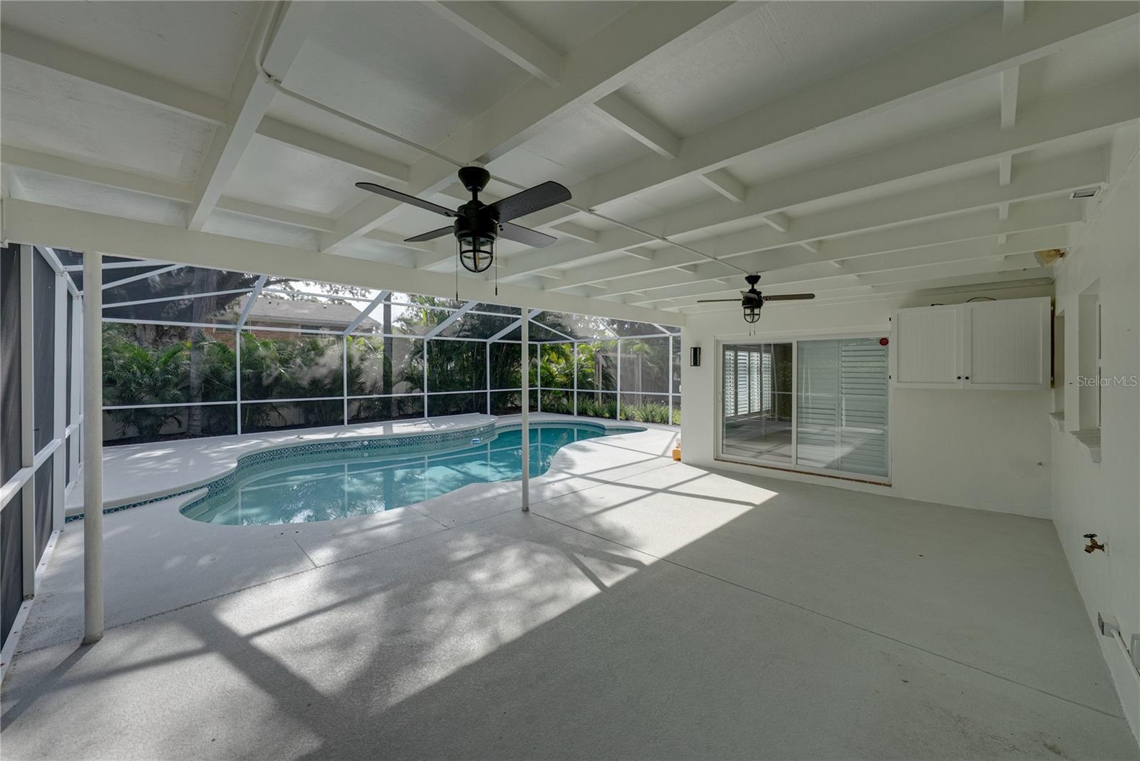 214 S Treasure Dr Property Photo 56