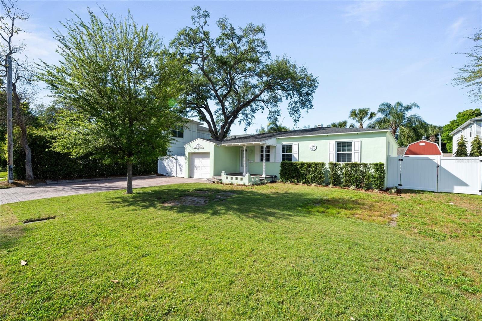 4105 W Tacon St Property Photo 1