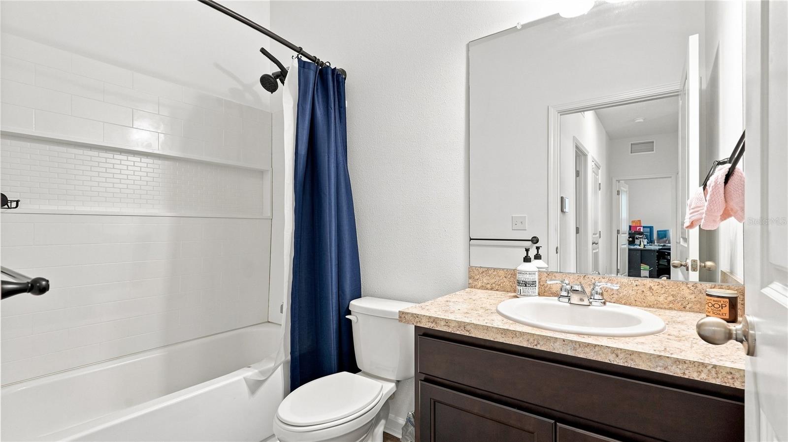 5646 Alexander Springs Pl Property Photo 20