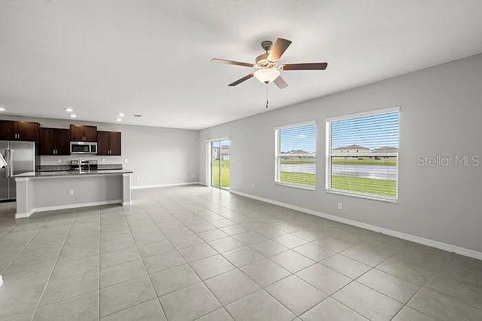 16649 Carlton Pond St Property Photo 3