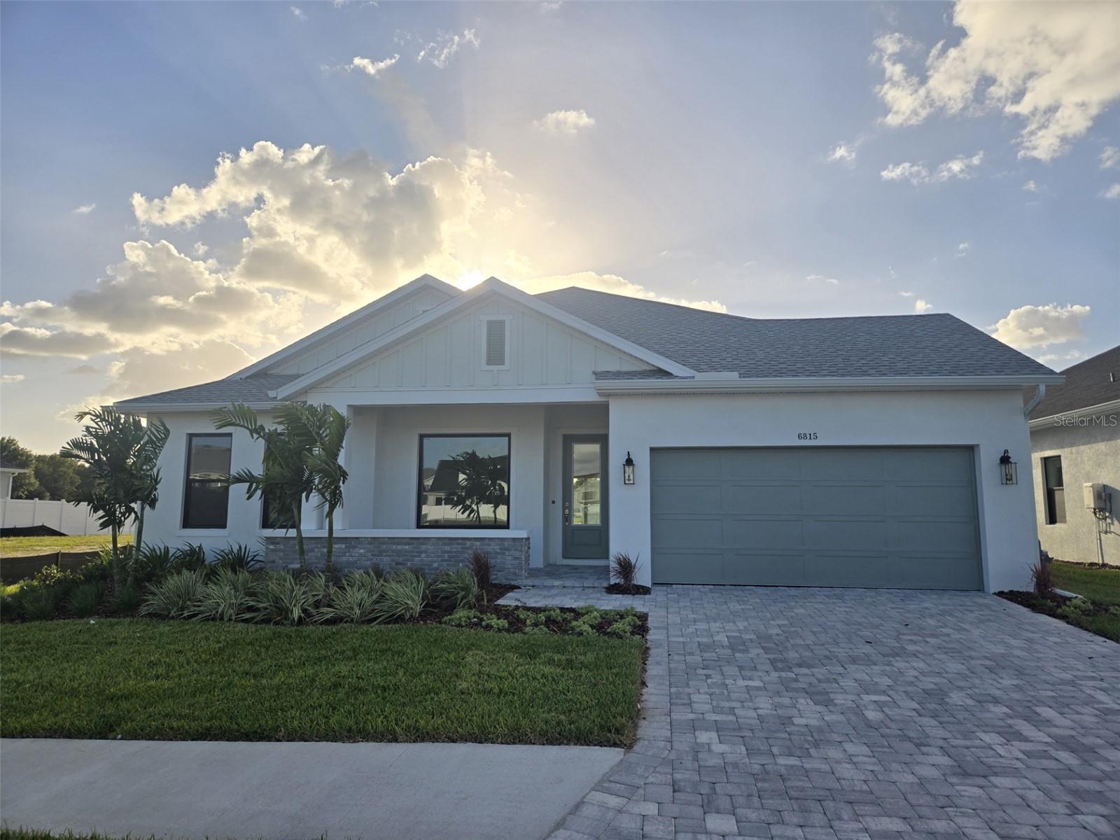 6815 Heron Meadow Dr Property Photo 1