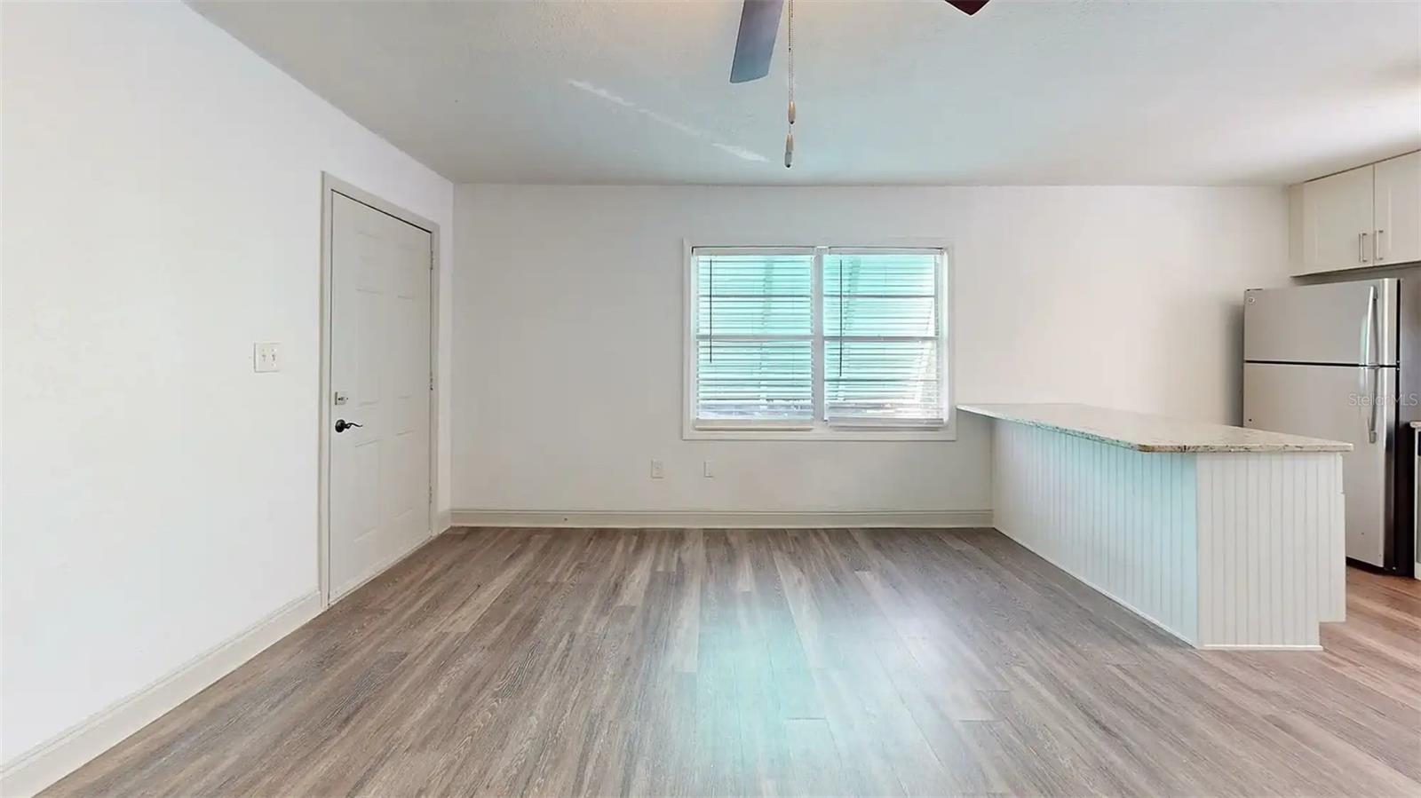 1411 S Lorenzo Ave #03 Property Photo 4