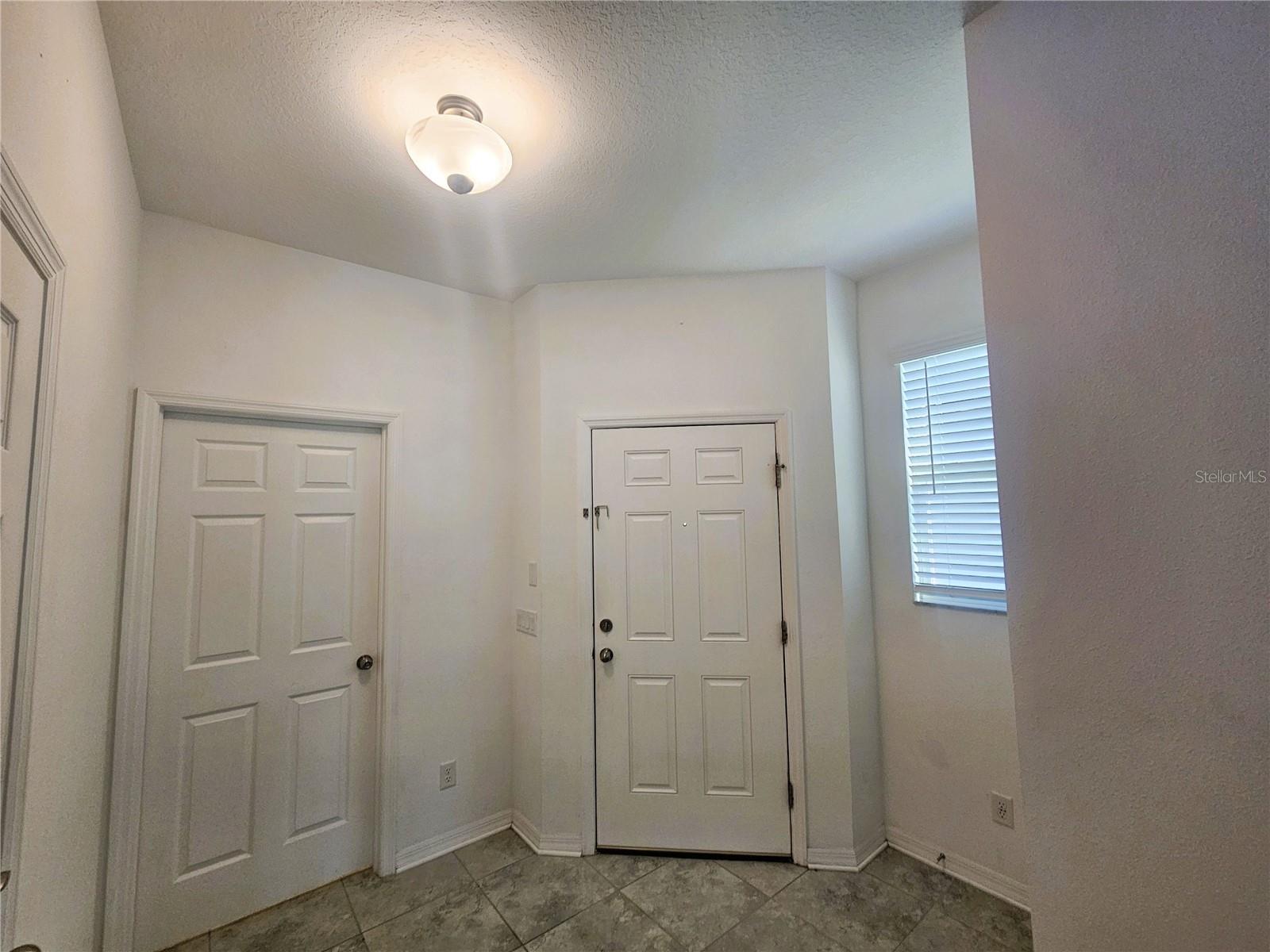 16073 Sonoma Grove Cir Property Photo 4