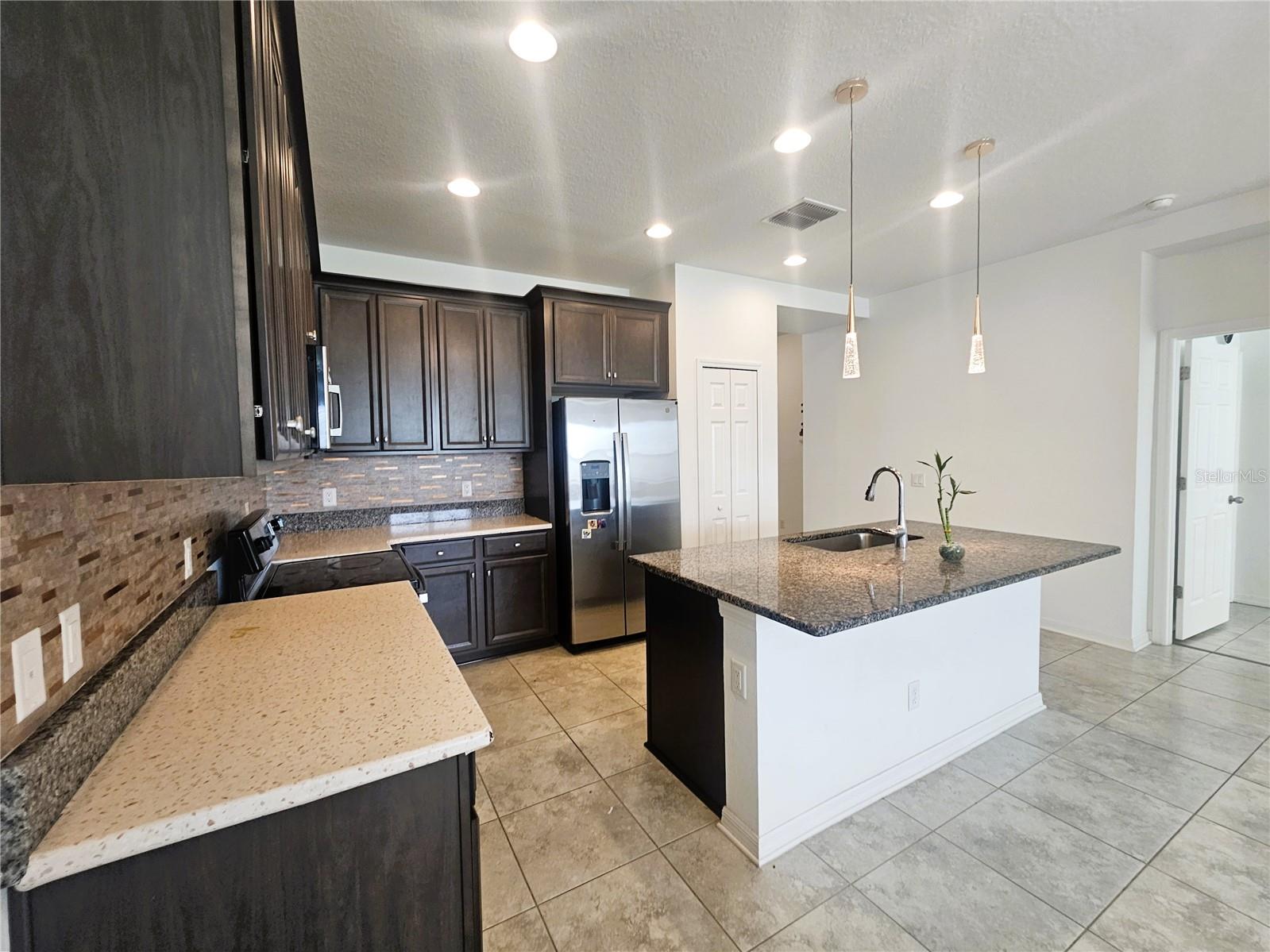 16073 Sonoma Grove Cir Property Photo 9