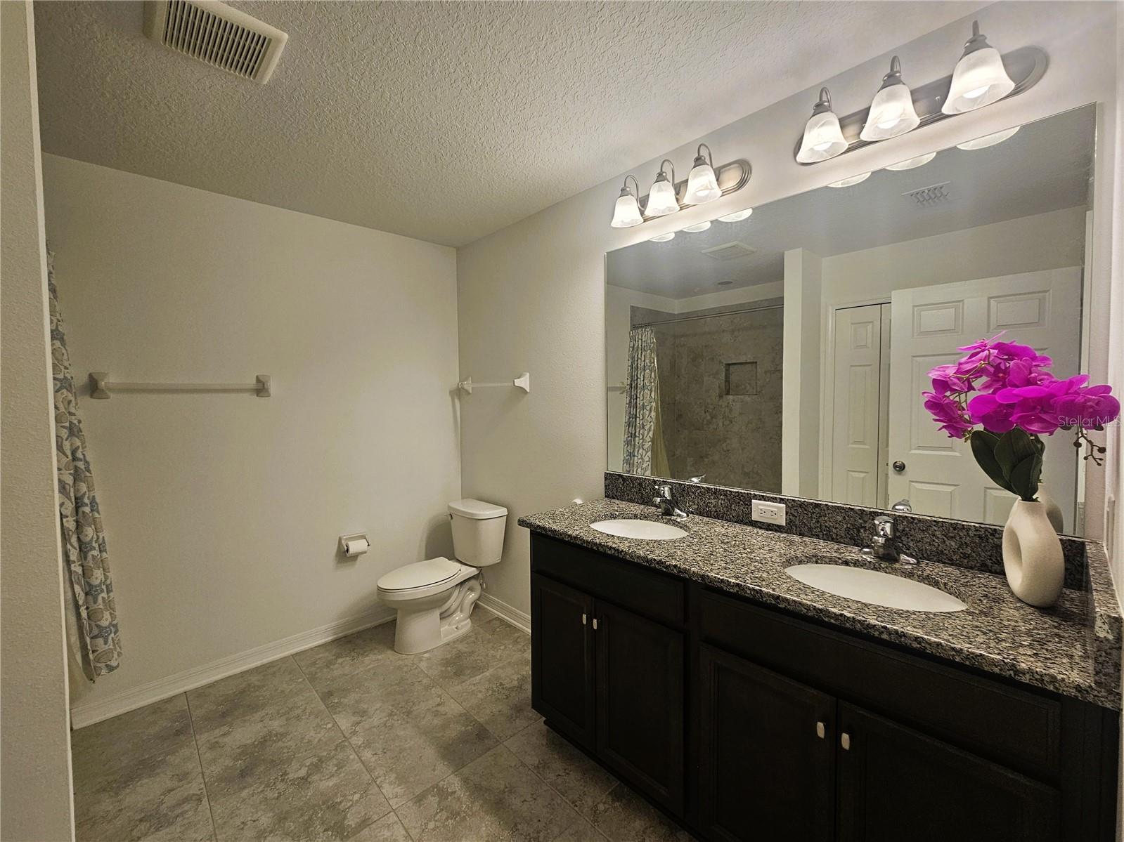 16073 Sonoma Grove Cir Property Photo 28