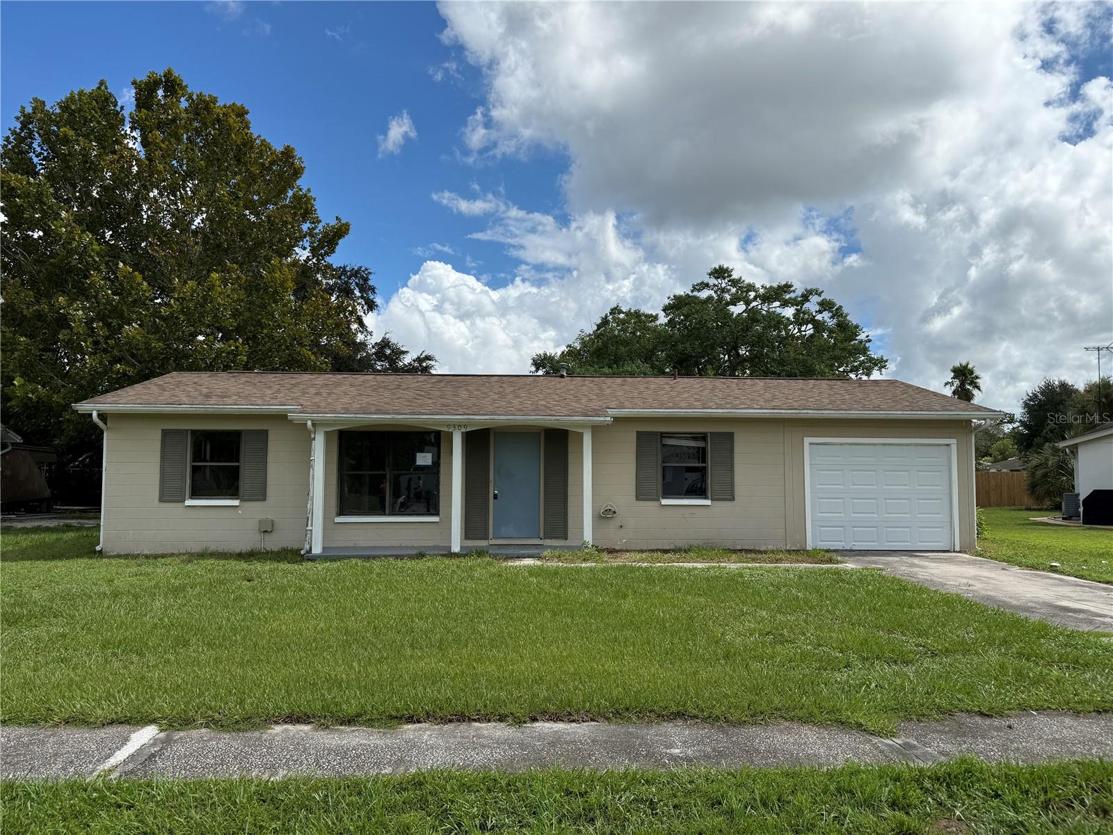 9309 CARTHAGE RD Property Photo 1