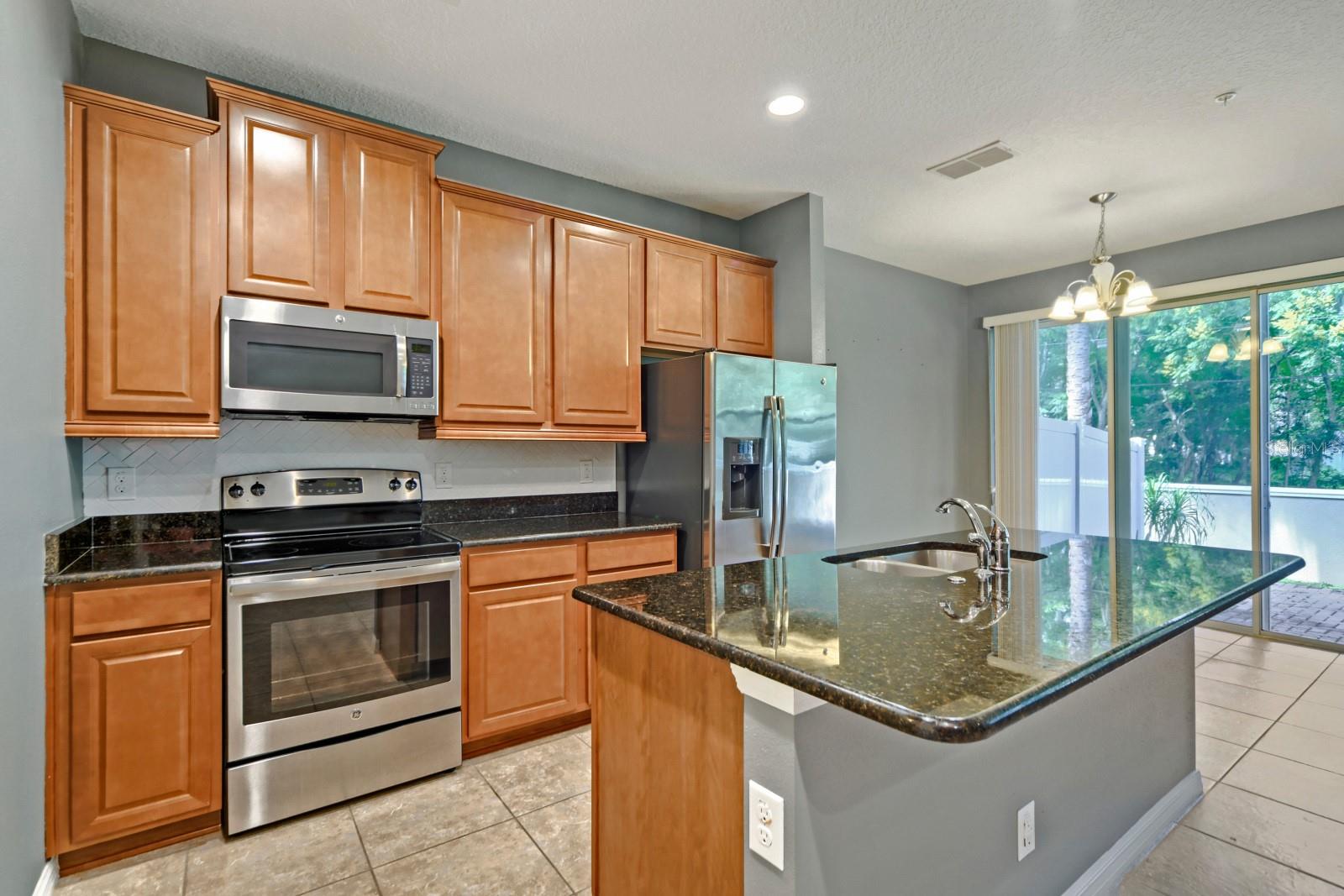 900 Walkers Grove Ln Property Photo 9