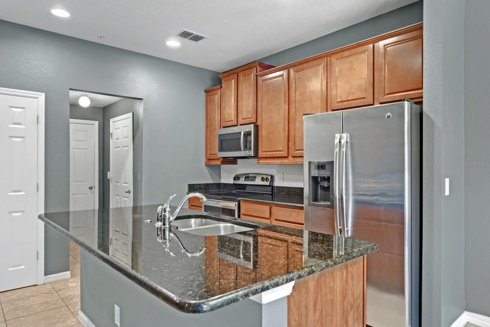 900 Walkers Grove Ln Property Photo 10