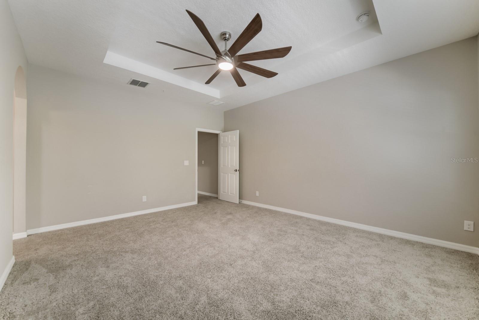 900 Walkers Grove Ln Property Photo 17