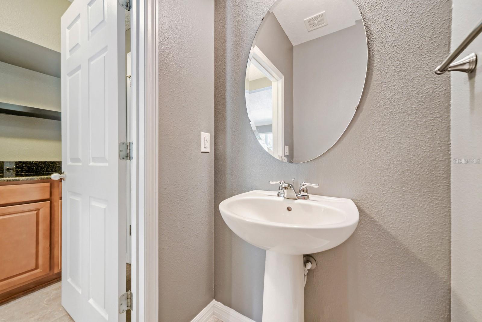 900 Walkers Grove Ln Property Photo 24