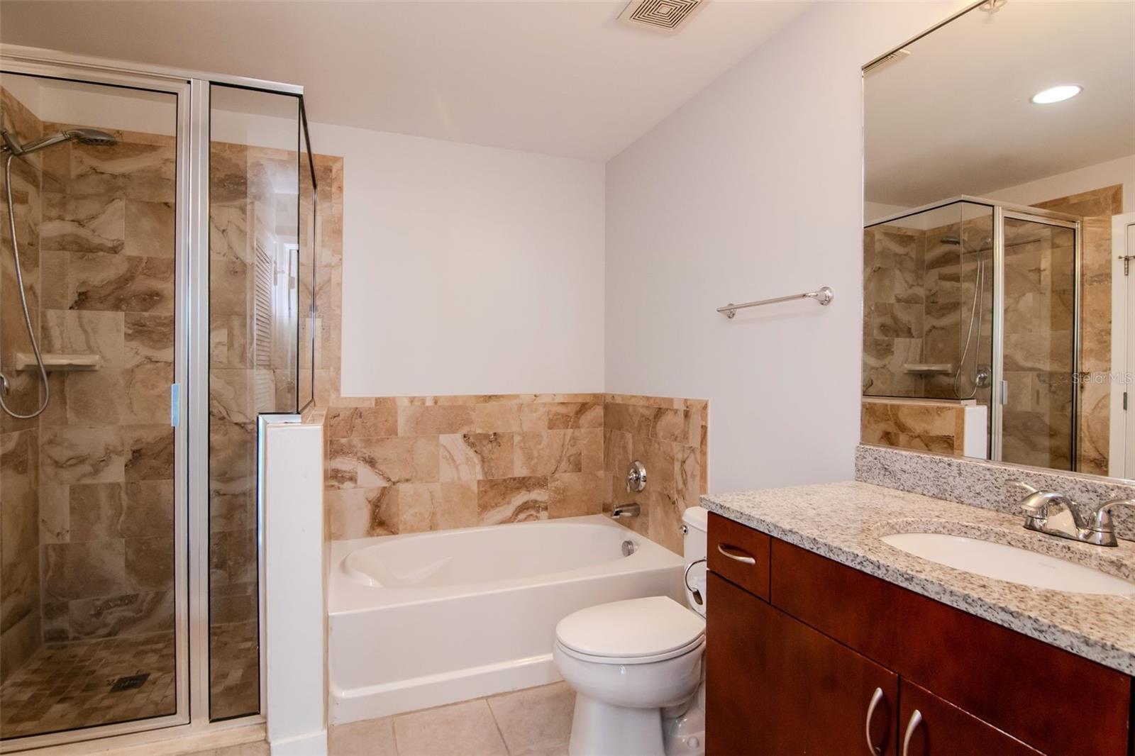 777 N Ashley Dr #2608 Property Photo 16