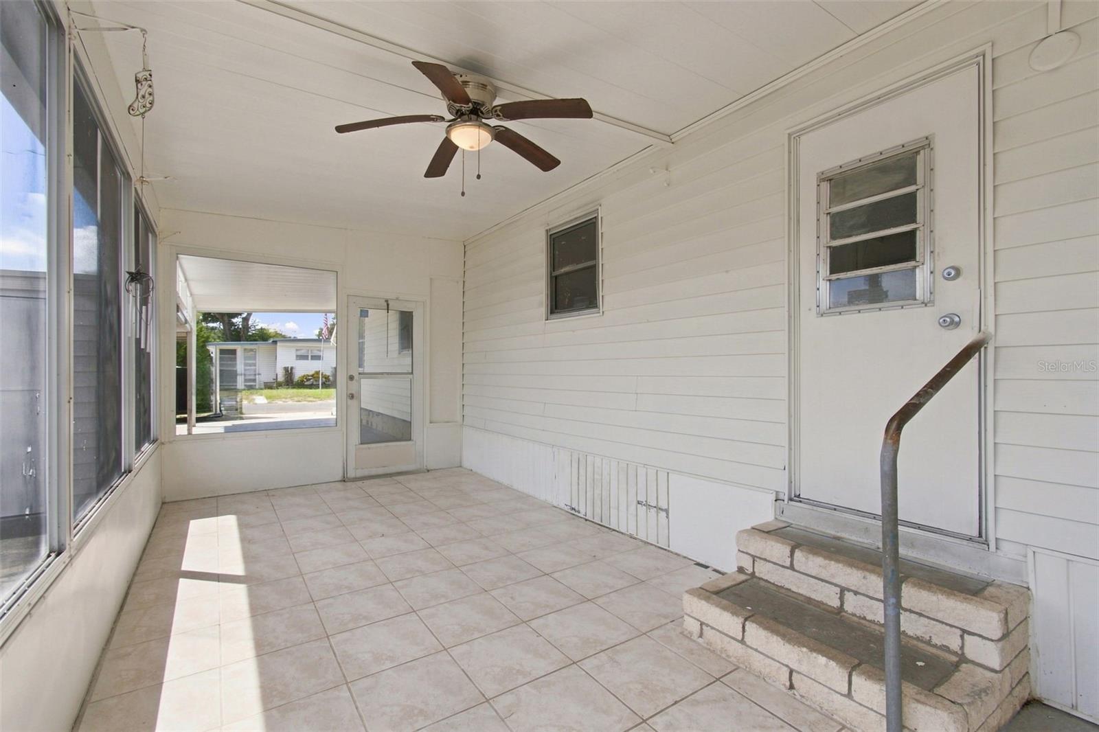 5647 Columbia Dr Property Photo 16
