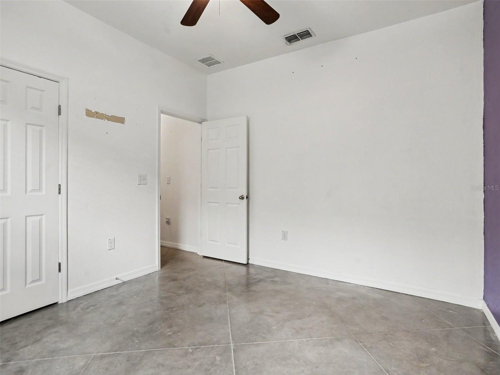 477 Kensington View Dr Property Photo 21