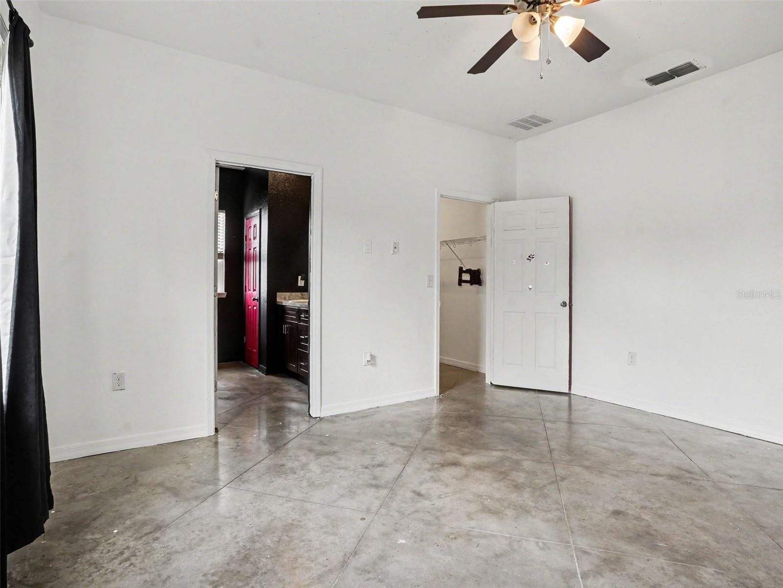 477 Kensington View Dr Property Photo 25