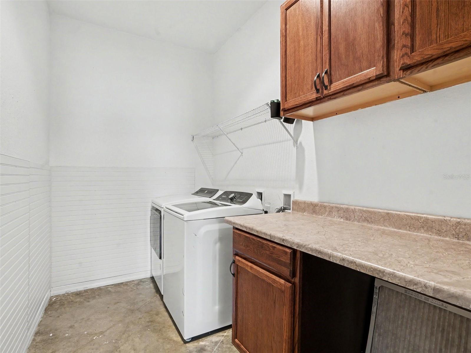 477 Kensington View Dr Property Photo 31