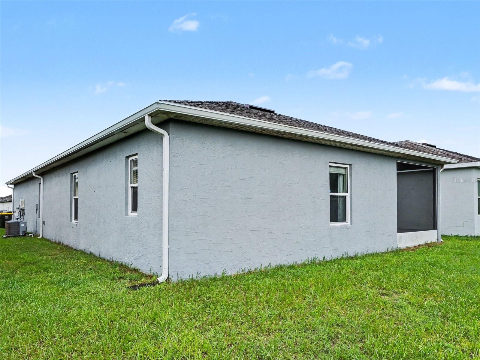 477 Kensington View Dr Property Photo 33