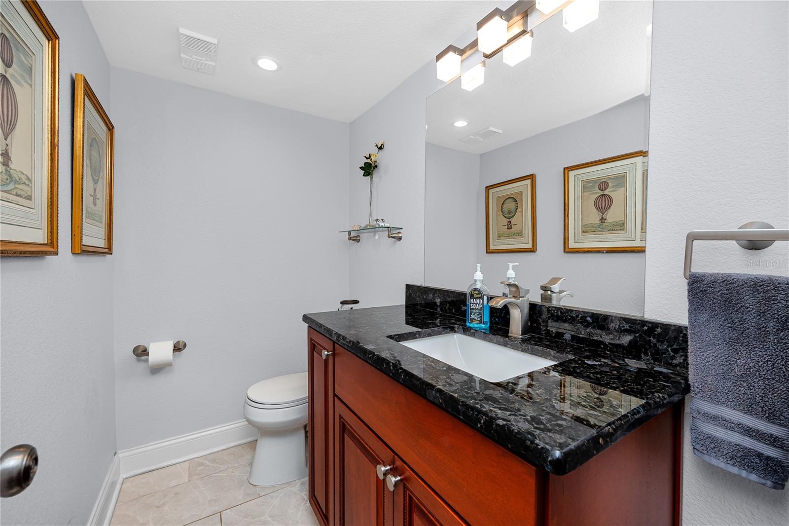 126 1st St E #102 Property Photo 17